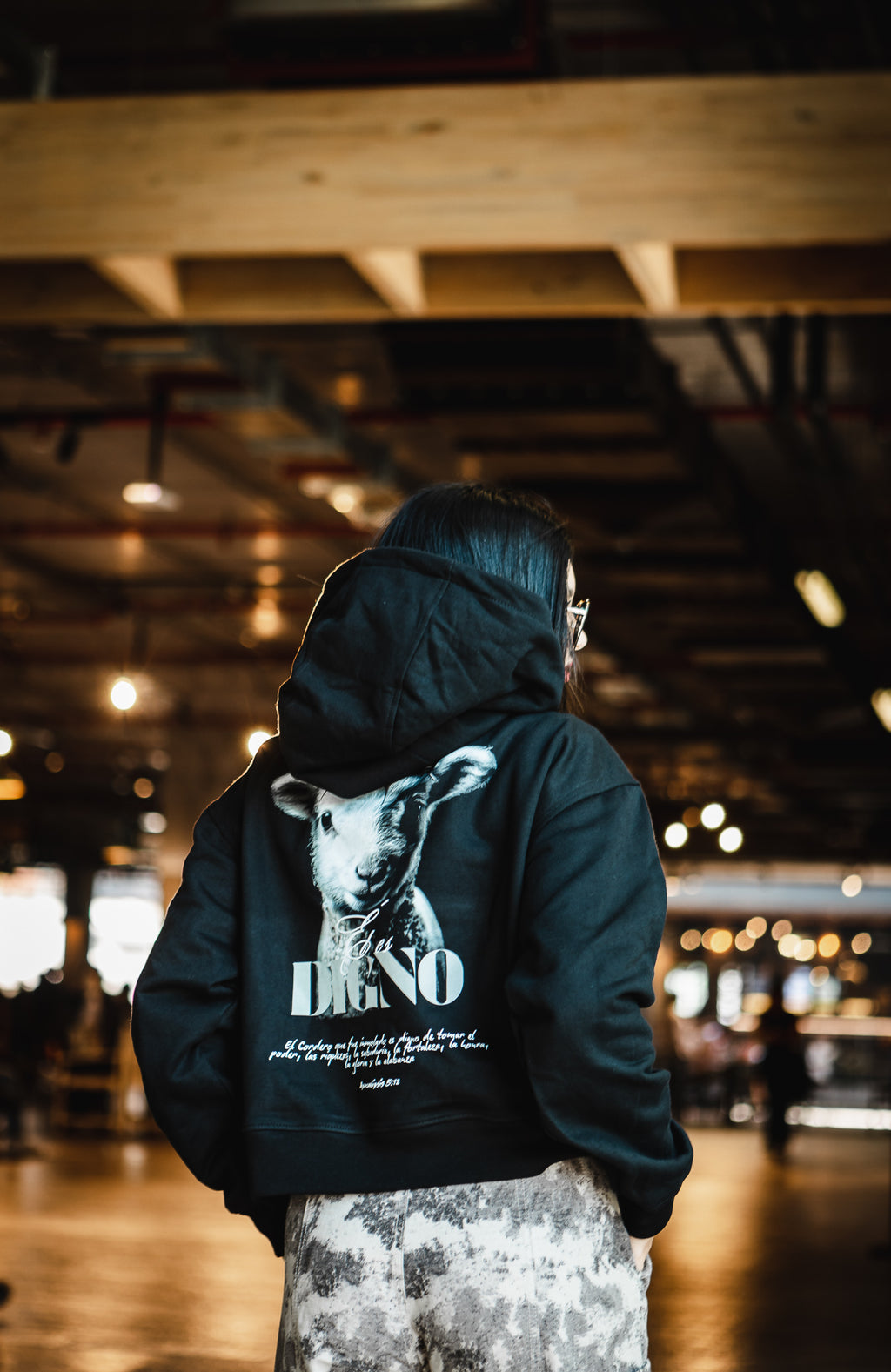 Poleron Él es Digno