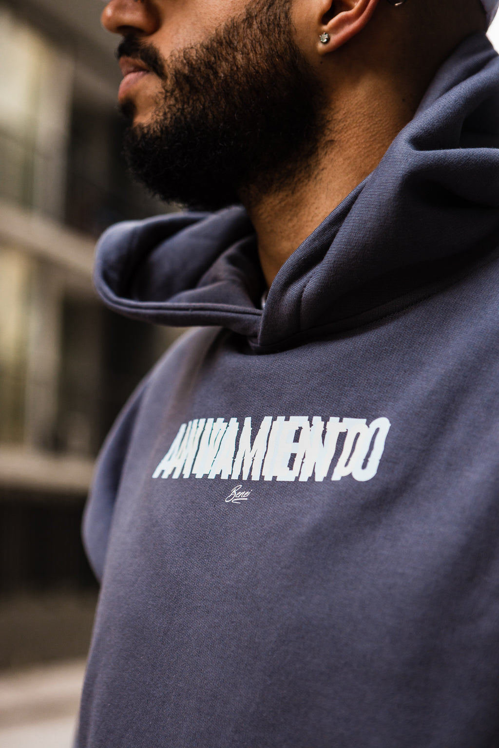 Polerón Negro AVIVAMIENTO