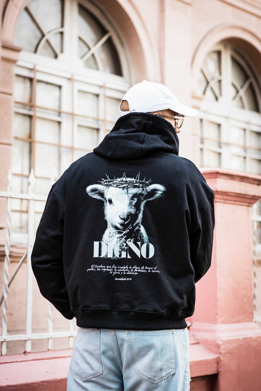 Poleron Él es Digno